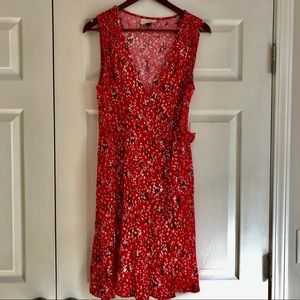 Universal Thread Wrap Dress. Red Floral. Size M